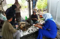 Dari Desa Glondonggede, SIG Buktikan UMKM Bisa Naik Kelas