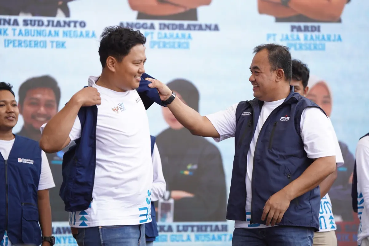SIG Gandeng Relawan dan Warga Lestarikan Mangrove serta UMKM Pesisir Probolinggo