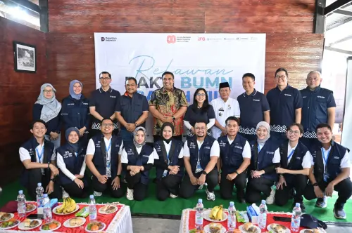 Relawan Bakti BUMN 2025: Askrindo Rayakan HUT RI dengan Tingkatkan Perekonomian di Sulawesi Selatan