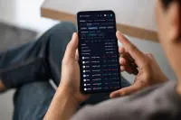 Tertekan Rebalancing MSCI dan Royalti Tambang, IPOT Sodorkan Trading PNLF, BDMN, MAPI dan XIHD
